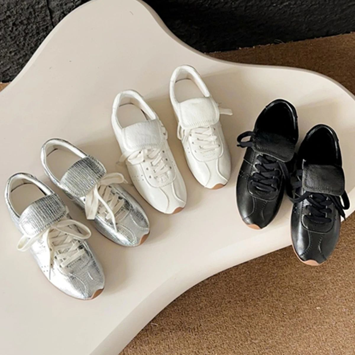 

Maxdutti Minimalist Solid Sneakers Women's Training Shoes Vintage Lightweight Comfortable Tongue Flap Vulcanized Shoes