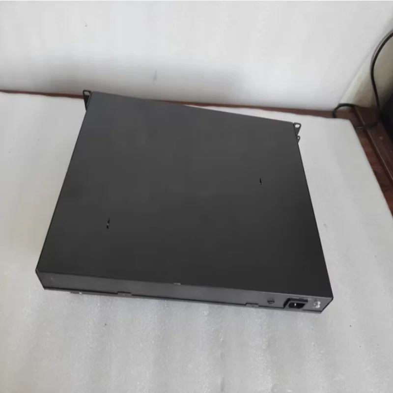 

Новый оригинальный коммутатор S5120V3-28P-SI [слабый слой, 3 управляемых/24-портовых гигабитных источников питания + 4-портовый гигабитный оптический/умный штабелируемый]