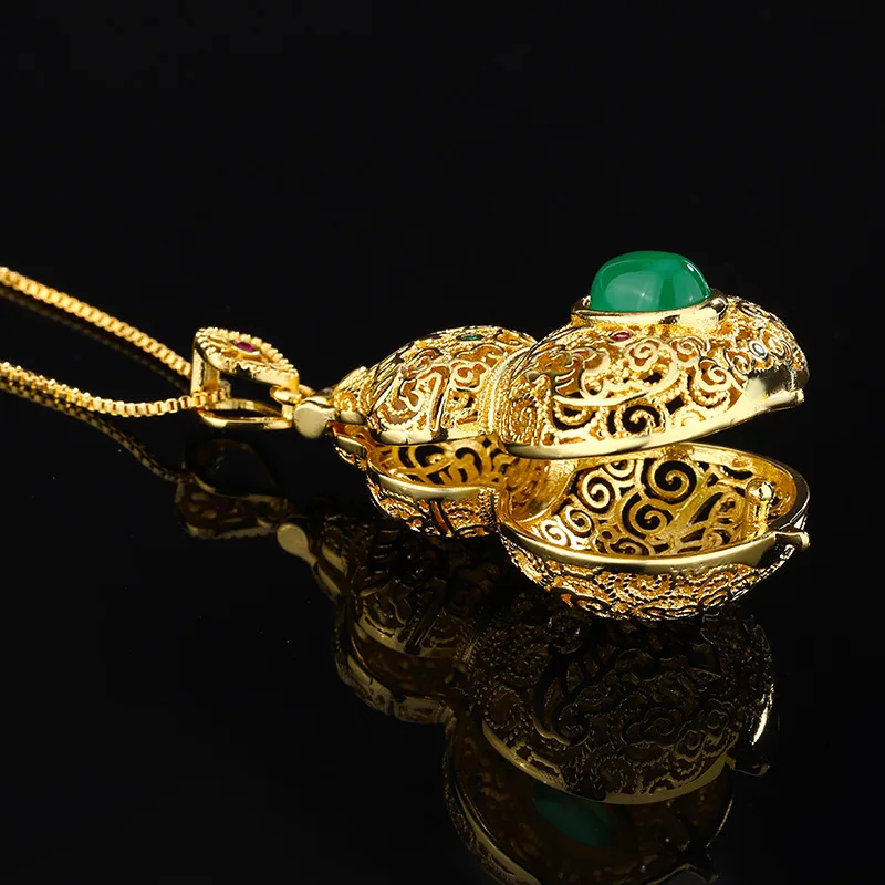 Jewelry Inlaid Green Chalcedony Gold Hollow Gourd Necklace Dignified Pendant Main Stone 6*8