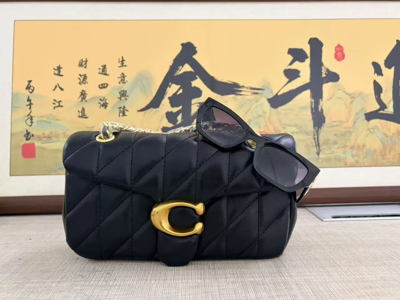 sac-a-chaine-a-motif-losanges-2026-nouveau-sac-de-ville-pour-femmes-sac-bandouliere-polyvalent-ideal-pour-les-tenues-de-tous-les-jours-et-les-deplacements