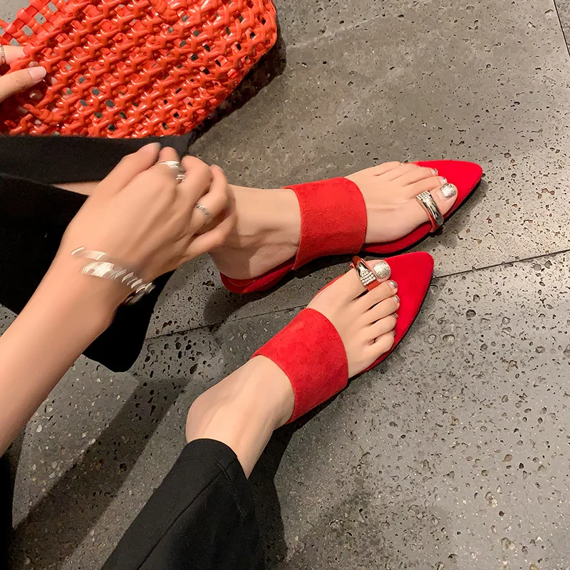 

Arden Furtado 2025 Summer Sheep suede Toe sleeve slippers Pointed toe Metal buckle Pull-on Middle heel Word slippers large size