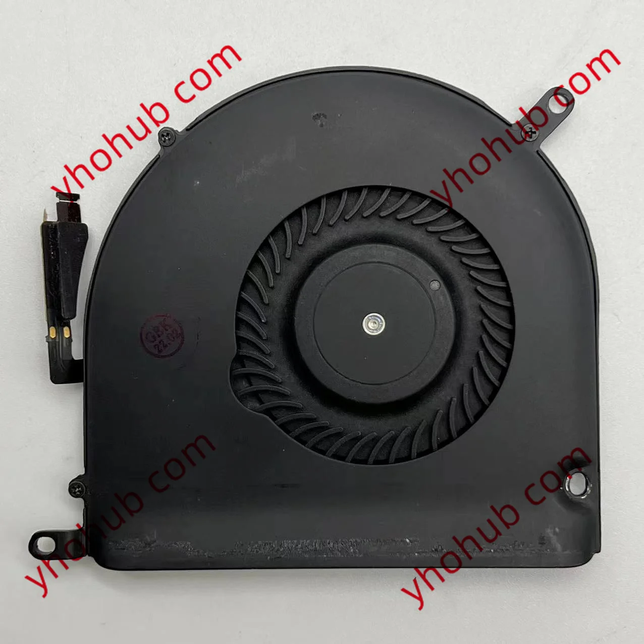 A1398 KDB06105HC HM00 DC 5V D1T21B701ECDNJM1X Server พัดลมทำความเย็นขวาพัดลม