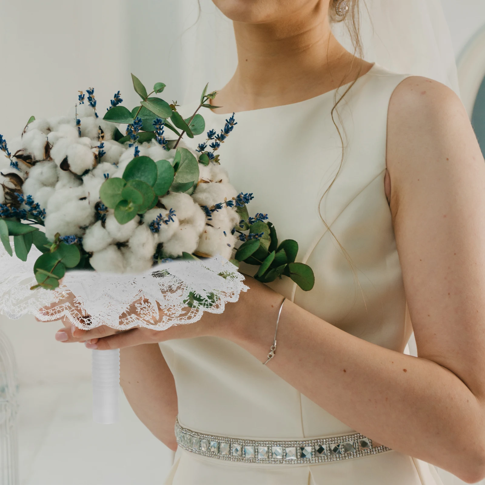 

Bride Arrangement Holder Base Wedding Supplies Lace Preserves Fresh Flowers Small Delicate Bridal Bouquet Support Floral Handle