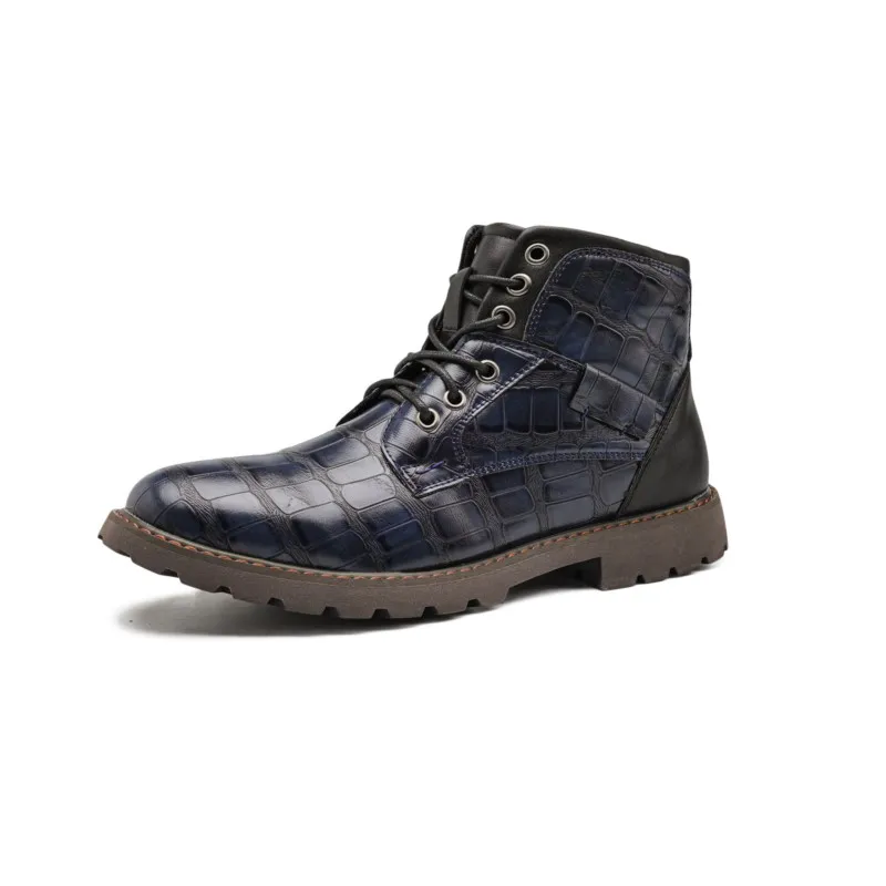 Botas de cuero de talla grande para hombre, botines de estilo británico Retro para exteriores, transpirables, antideslizantes, de media caña, M402