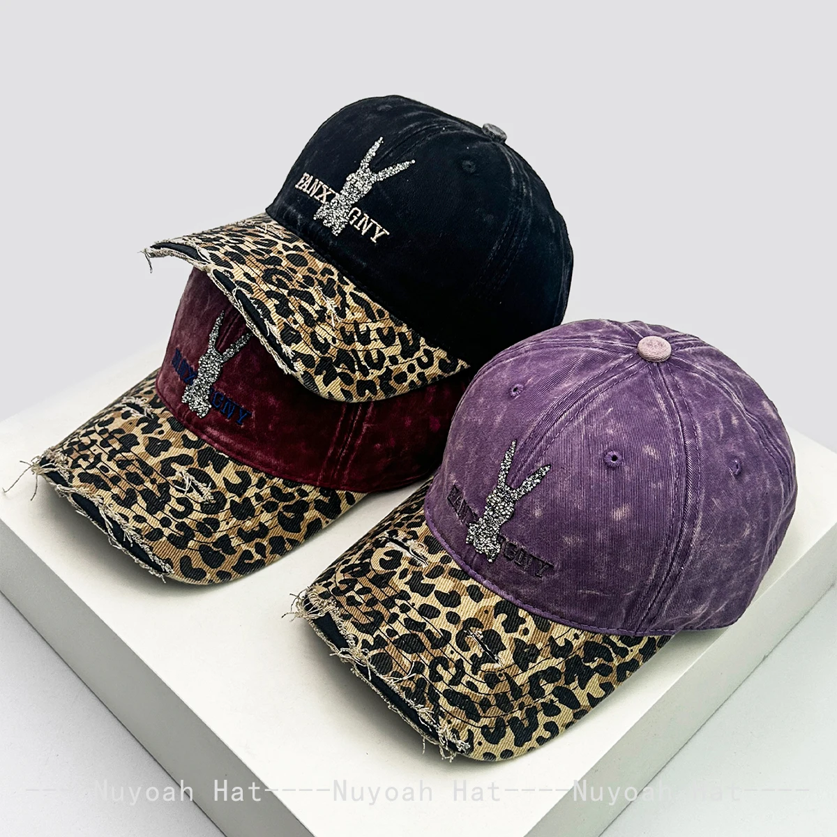 

New Unisex Leopard Print Broken Letter Embroidery Baseball Hats Sunshade Color Block Versatile Personal Peaked Caps Fashion ins