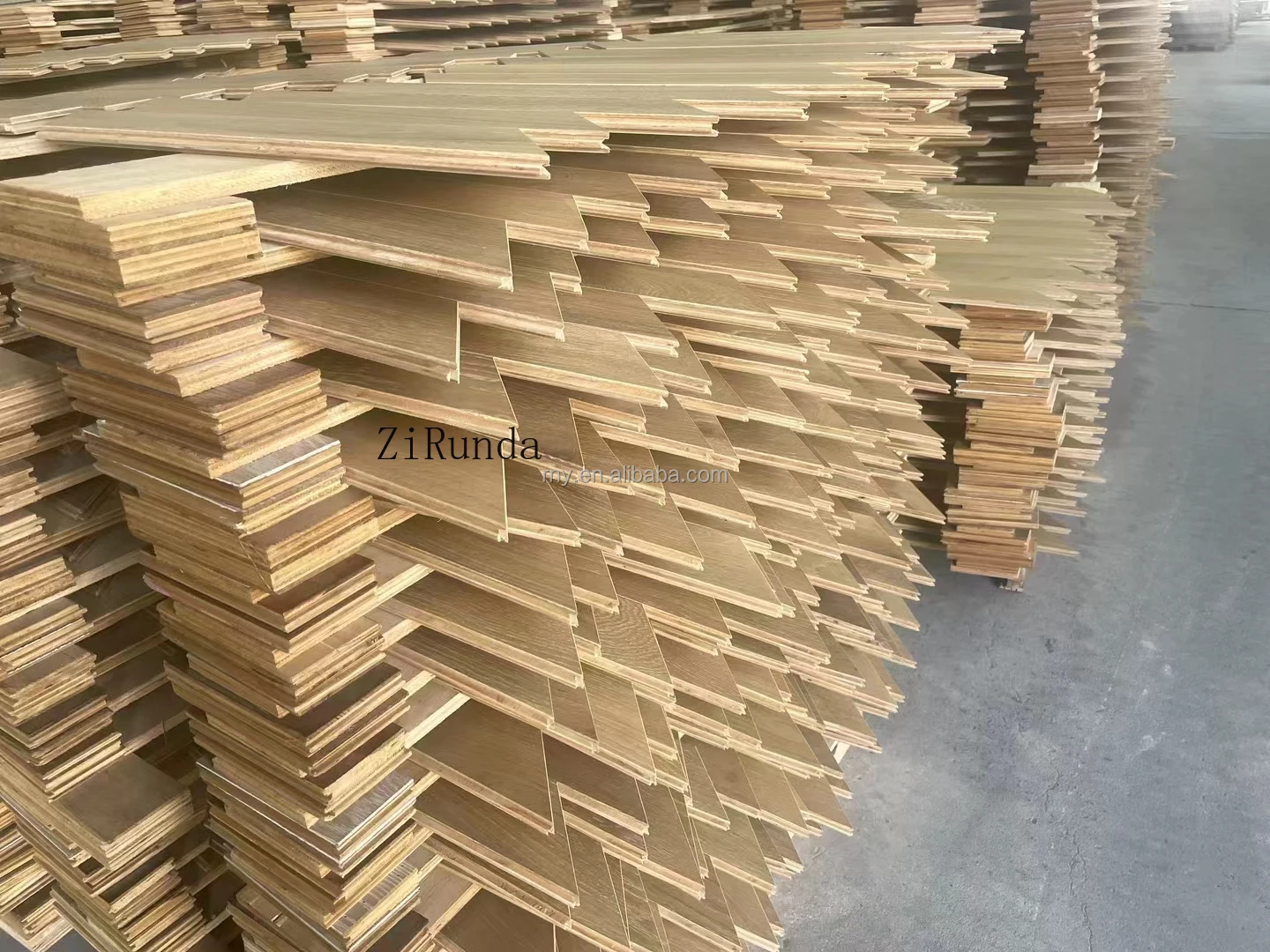 نسخة مخصصة من البلوط الأبيض 45 درجة مصباح مصقول غير لامع تصميم عظم السمك للأرضية الهندسية