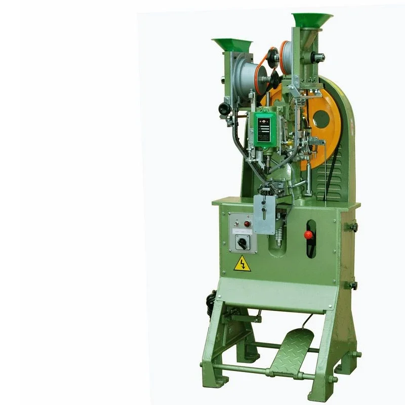 CD manufacturer automatic curtain eyelet machine