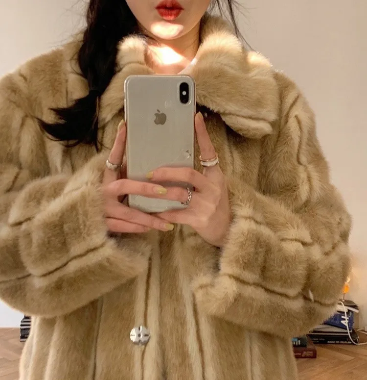 معطف فرو صناعي معاطف طويلة للنساء أنثوية طول الأرض للياقة البدنية الشباب الحضرية الحرير إغلاق فانوس كم أزرار قطيفة فريدة من نوعها مريحة
