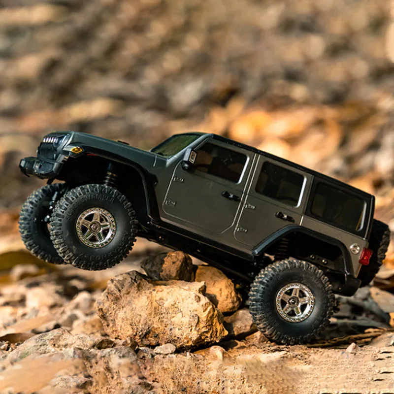 JJRC C8801 Remote Control Car 4WD Large Wheel Suspension Variable Speed Off Road Climbing Car Wrangler Jeep Simulation Model Toy