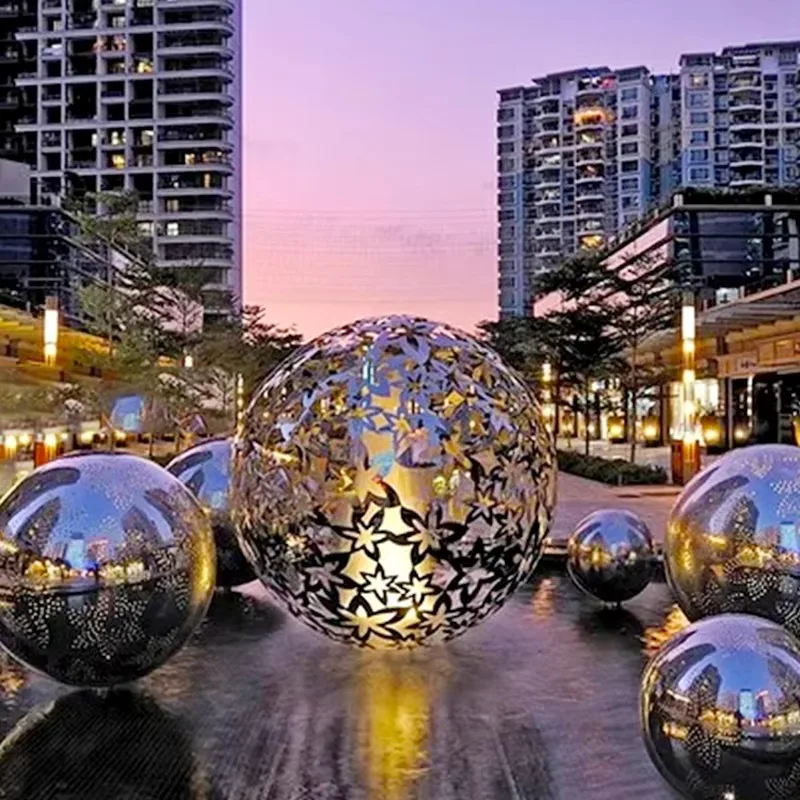 

ized Large Garden Abstract Metal Leaf Sculpture Statue Round Decor for Outdoor Well Polished