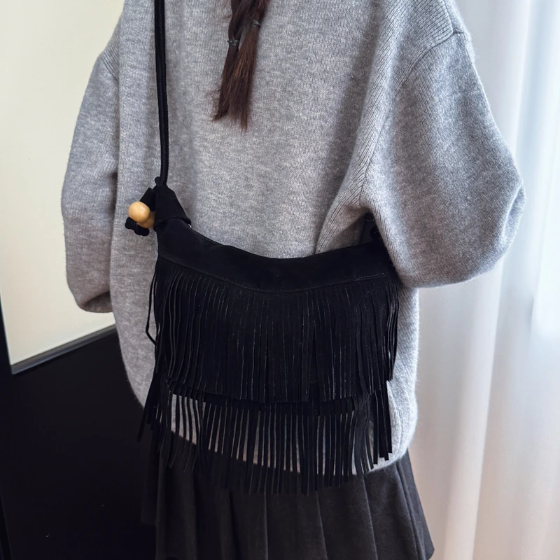 

Women Luxury Leather Fashion Tote Bag Stylish Designer Shoulder Crossbody Handbag For Trendy Urban Looks