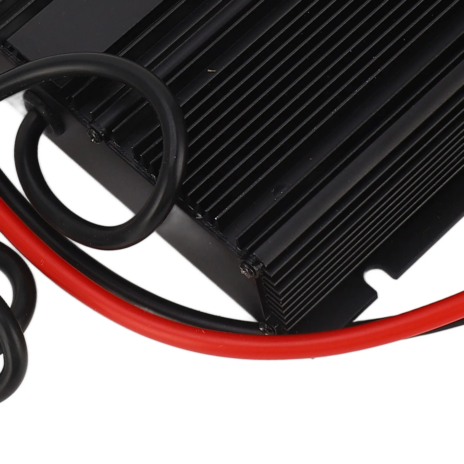 Lithium Battery Charger 48V 10A Waterproof Battery Smart Charger AC Input Built In LED Display Fully Sealed Shell Charging Tools