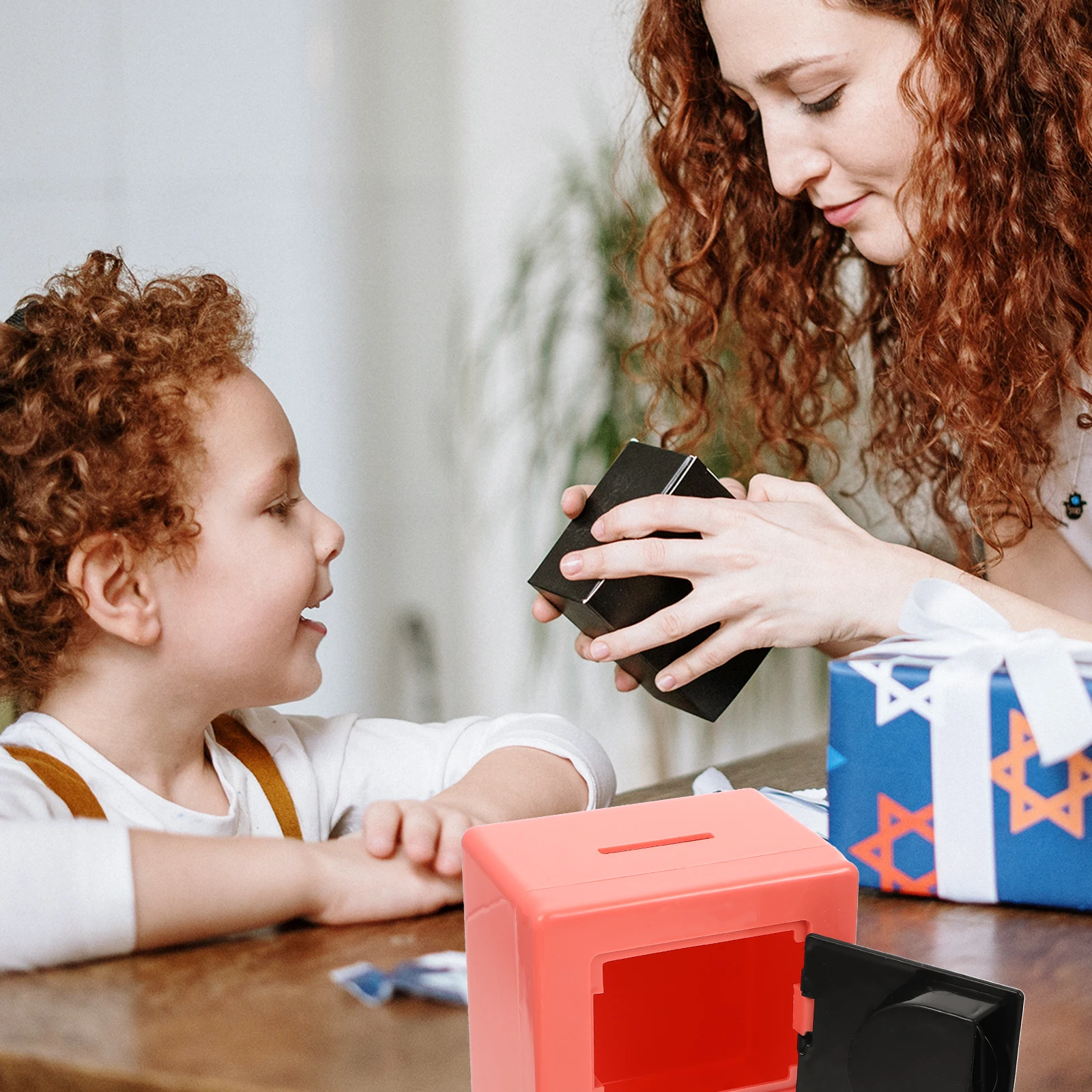 

Children Mini Safe Premium Plastic Material Scratch Proof Small Accessories Jewelry Storage Box Creative Password Lock Home