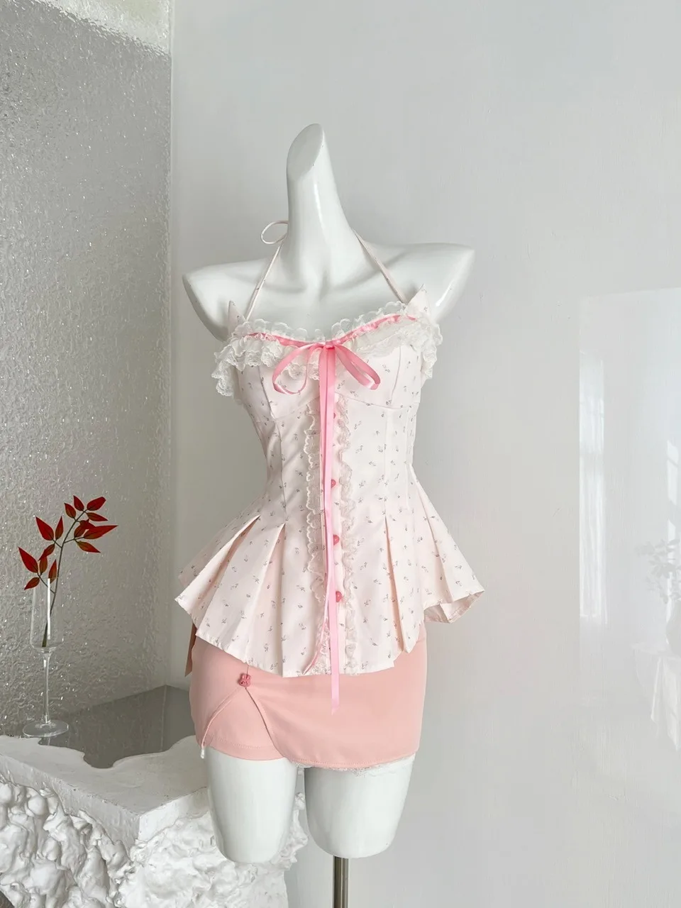 

Summer Slimming Floral Print Halter Neck Short Skirt Set Women's Sweet Style Fashionable Two-Piece Suit Casual Workwear