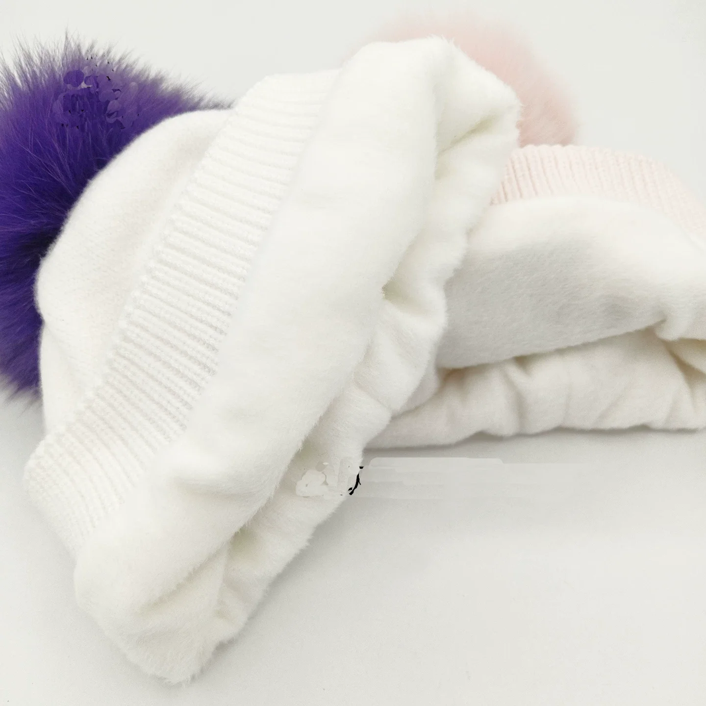 قبعات الشتاء للأطفال ومجموعة سنود للفتيات الكرتون يونيكورن الدافئة لطيف محبوك بيني مع بطانة Pompom وشاح للأطفال 2-6Y