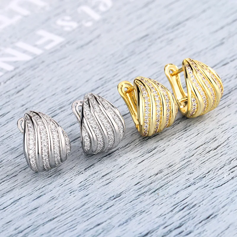 

New European and American Style Earrings Light Luxury Women's Fashion Simple Micro Inlaid Earrings High-end Minimalist Style Ver