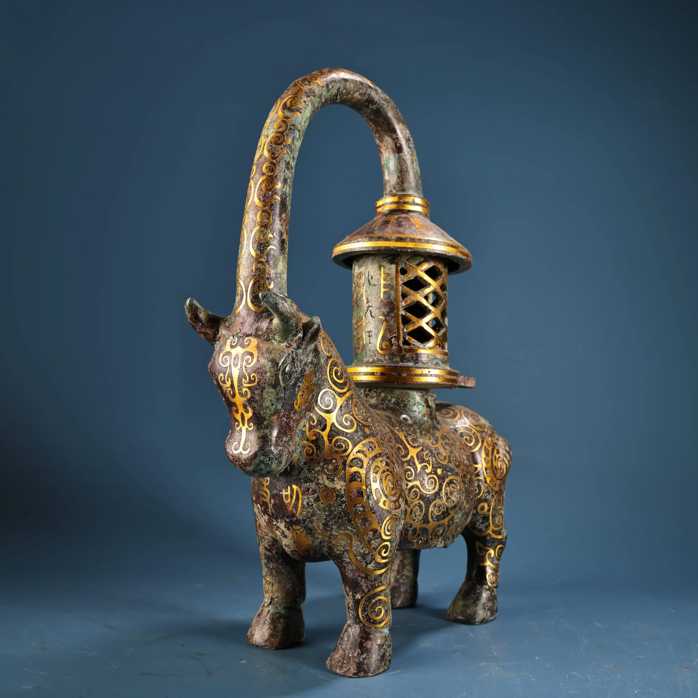 Tibet Folk Old Bronze Gilded Inscription Oracle Bone Script Pattern Bull statue open up palace lantern candle holder