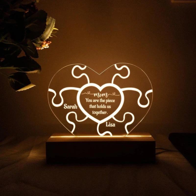 Mom Puzzle Piece Acrylic Heart Shape Night Light Personalized Room Lamp Custom Family Name Engraved Text Home Decor Parents Gift