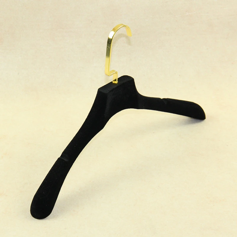 Clothes Hanger Plastic Black Seamless Non-Slip Gold Long Round Hook Wide Shoulder Suitable for Wardrobe Storage  Balcony Hanging