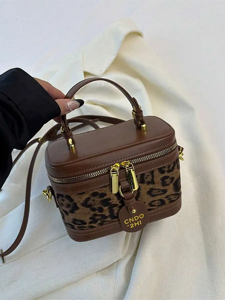 

Mini Leopard Print Square Handbag With Leather Tag Pendant Vintage Style Women Crossbody Bag