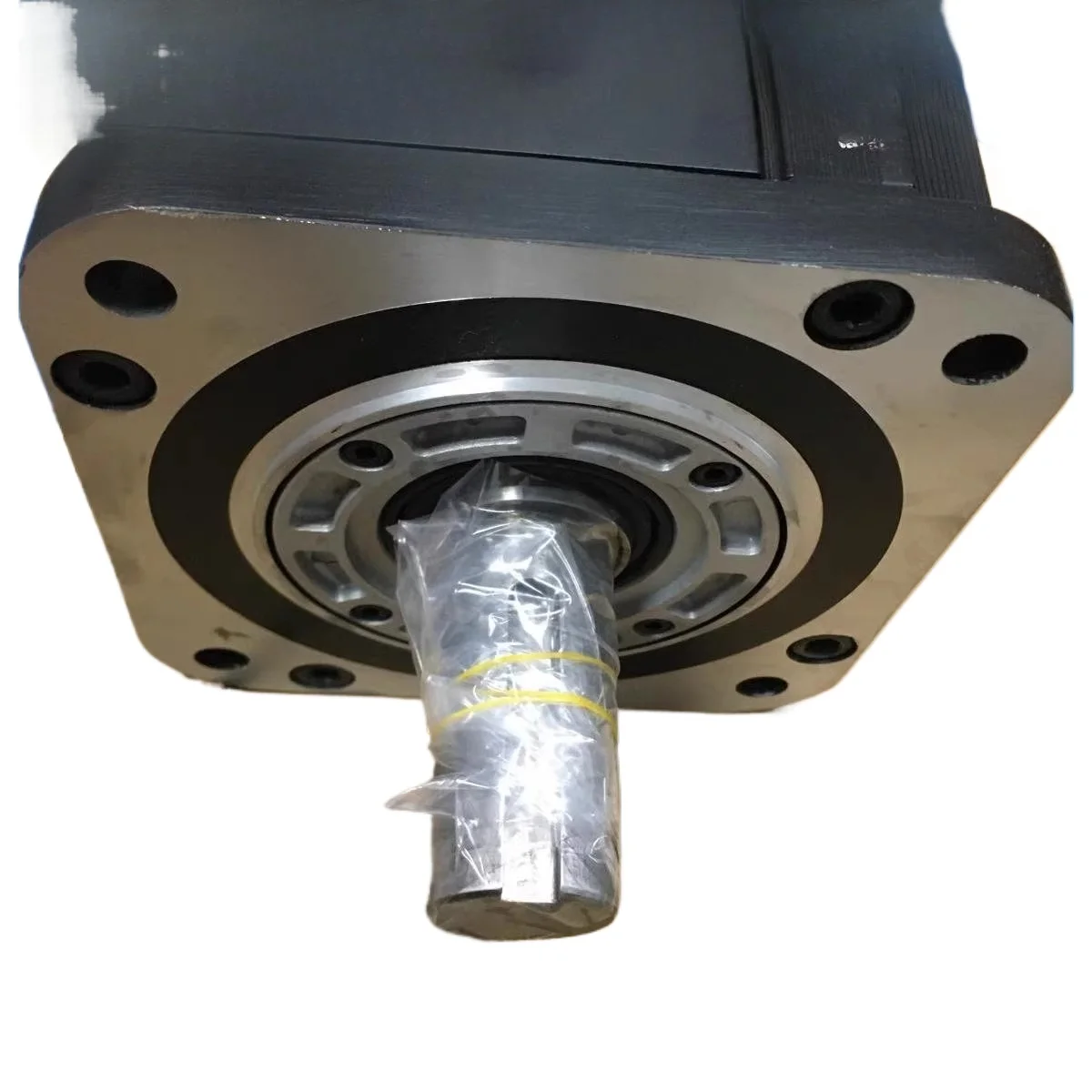 

servo motor R88M-1L3K030C-S2/1M2K020C/1L530F-BS2/W3K010H/T