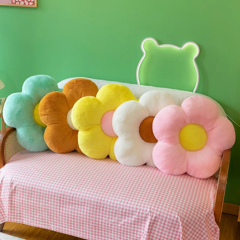 Multi - Color Flower - Shaped Plush Pet Bed - Soft Cat/Dog Cushion, Washable Pet Mat, Pet Room Decor, Ideal for Sofa/Bedroom view 2