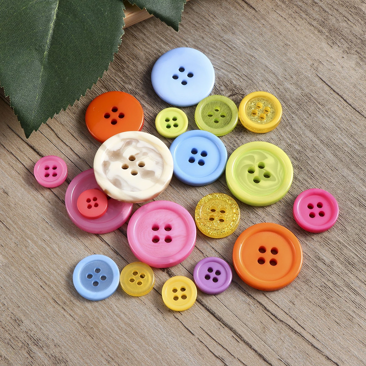 

600pcs Colorful Resin Buttons Mixed Round Sewing Buttons 2.7X2.7Cm Waterproof Craft Decoration For Diy Art Scrapbooking Clothes