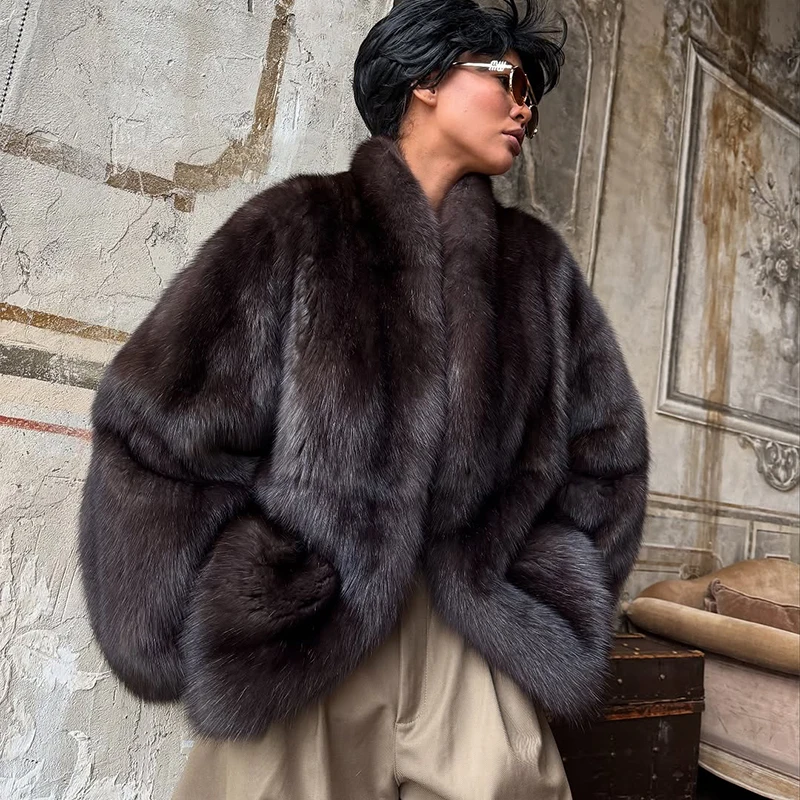 معطف فرو بني متوسط الطول للنساء مع زر مخفي فضفاض أنيق ملابس خارجية 2025 معطف أنيق للمكتب للسيدات للتنقل جديد