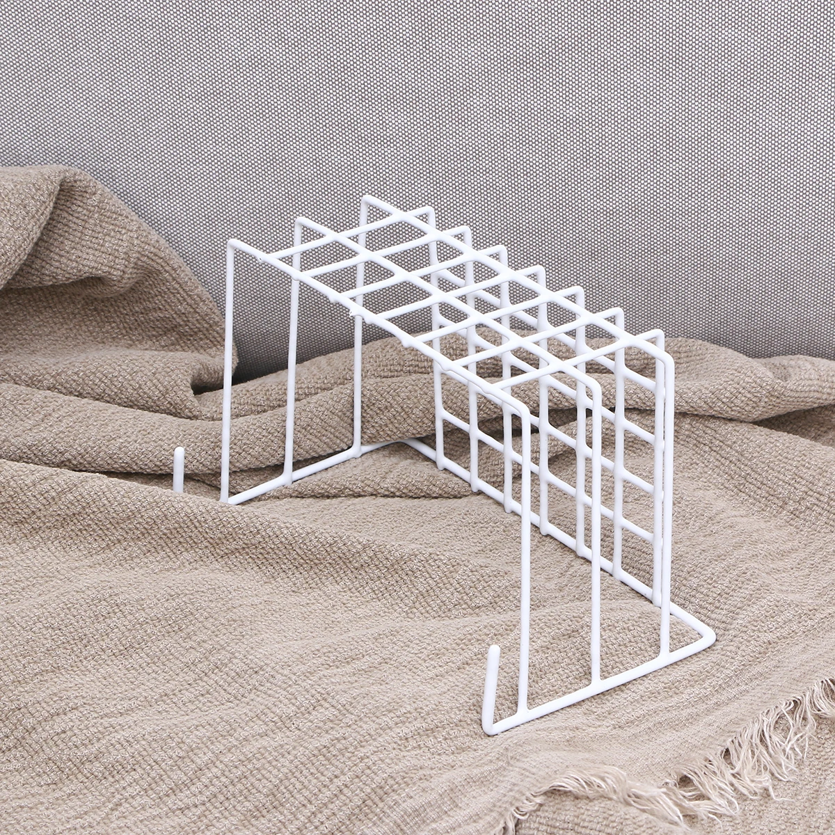 

White Iron Storage Basket Side Hanging Grill Organizer Multi-Use Spice Beverage Holder Picnic Camping Rack Rust Resistant Easy