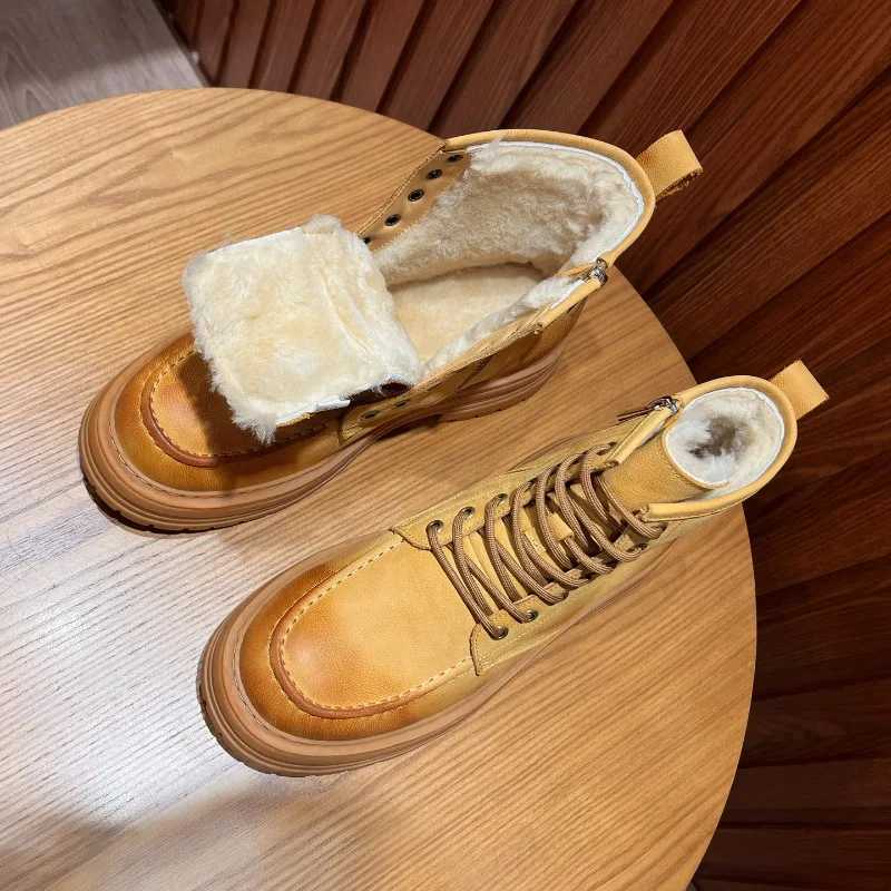 

British Genuine Leather Snow Boots Men Thick Wool Warm High Top Shoes Youth Lace Up Outdoor Casual Motorcycle Boots Male Winter