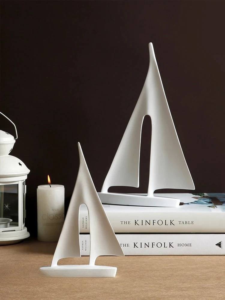 Creative Creative Resin Crafts Ornaments Sailboat Ferry Triangle Abstract Hollow Out Golden Handicraft Furnishings Home Decorati