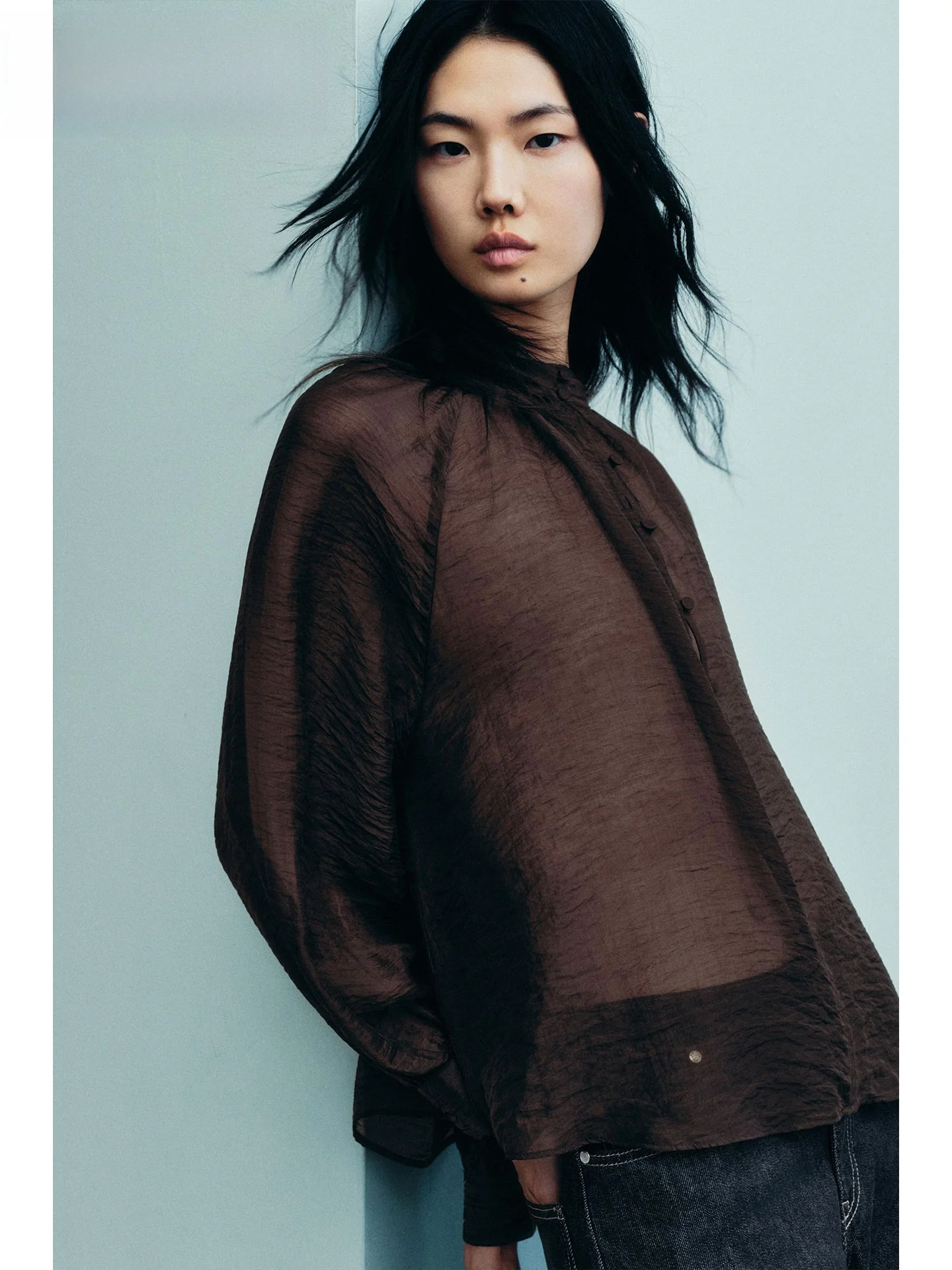 เสื้อคลุมแฟชั่นทรงยาวแบบโปร่งบางสำหรับผู้หญิง ทรงเข้ารูป สไตล์ลำลองอเนกประสงค์ สำหรับฤดูใบไม้ร่วง ปี 2025