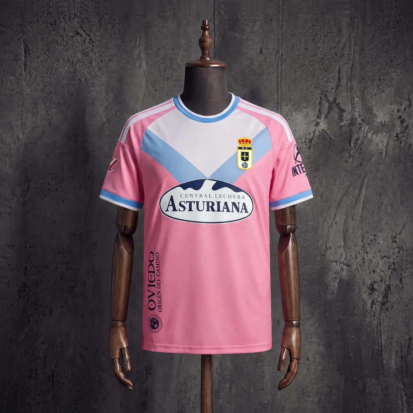 Neue 2026-27 Saison Real Oviedo Heim- & Auswärtstrikots Herren Y2K-Stil Atmungsaktives Kurzarm-Sport-T-Shirt Familien-Matching – Detail 5
