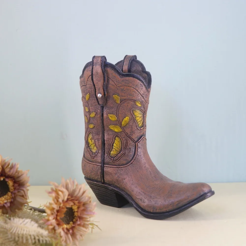 Durable Unique Boot Shaped Vases Resin Elegant Boot Flower Pot Handmade Waterproof Flower Arrangement Pot Office Decor