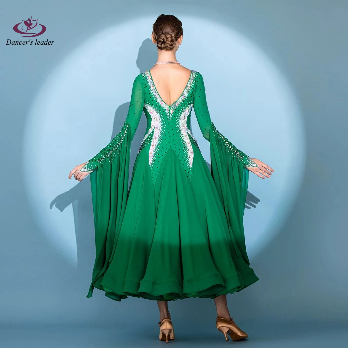 Vestido de baile latino con diamantes para mujer, adulto y niño, falda doblada verde Jade personalizada de alta gama, vestido de alto destello para actuación de vals