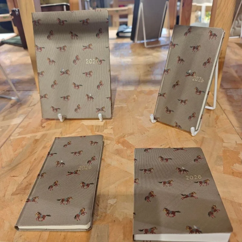 مخطط A6 جديد لموضوع الحيوان لعام 2026 - تصميم لطيف للحياة البرية مع جدول الدراسة وتتبع العادة للطلاب واللوازم المدرسية المكتبية