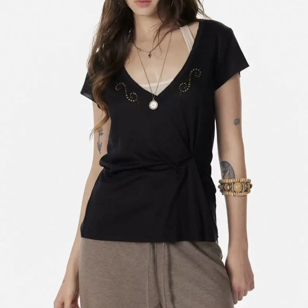Vintage Ironing Studs V-neck Short-sleeved Hottie Embroidered T-shirt Slim-fitting Summer Front Shoulder T-shirt Top Women