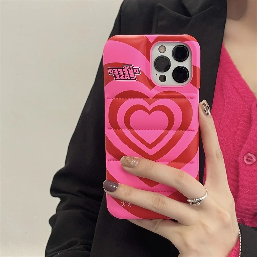 Gradient Love Heart The Puffer Phone Case For iPhone 15 14 13 12 11 Pro Max Mini Xs Xr 7 8Plus Down Jacket Soft Phone Cover Case