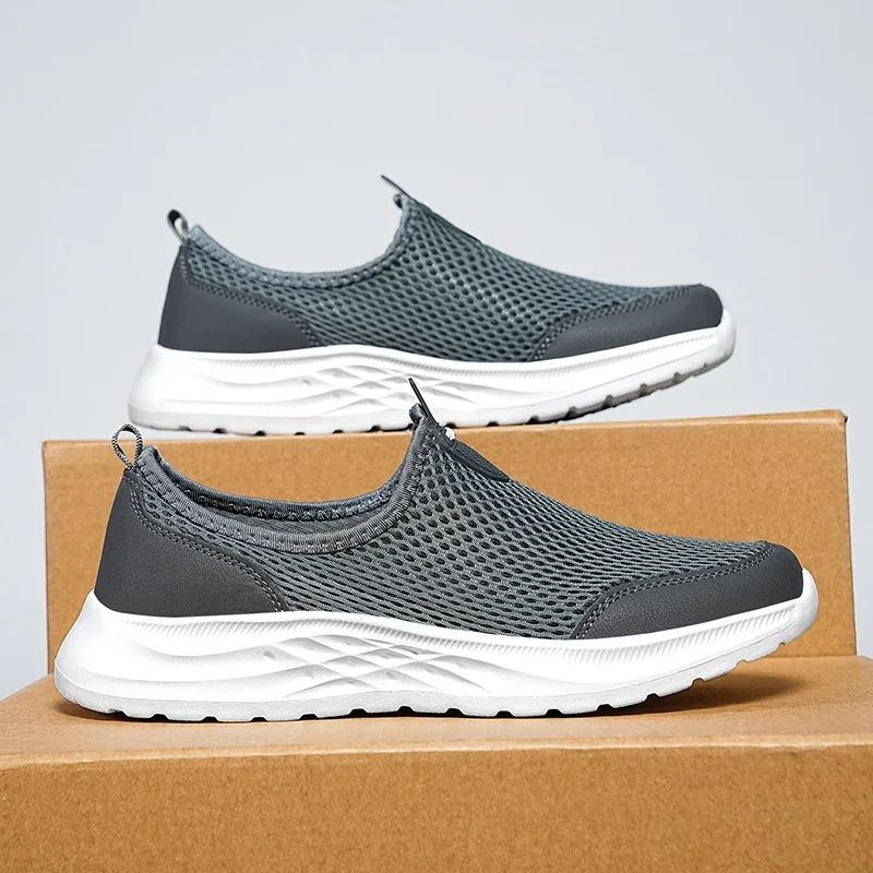 Light Weight Men Outside Travel City Walk Shoes Comfortable Youth Trendy Sport Sneakers Plus Size 39-48 Running Shoes