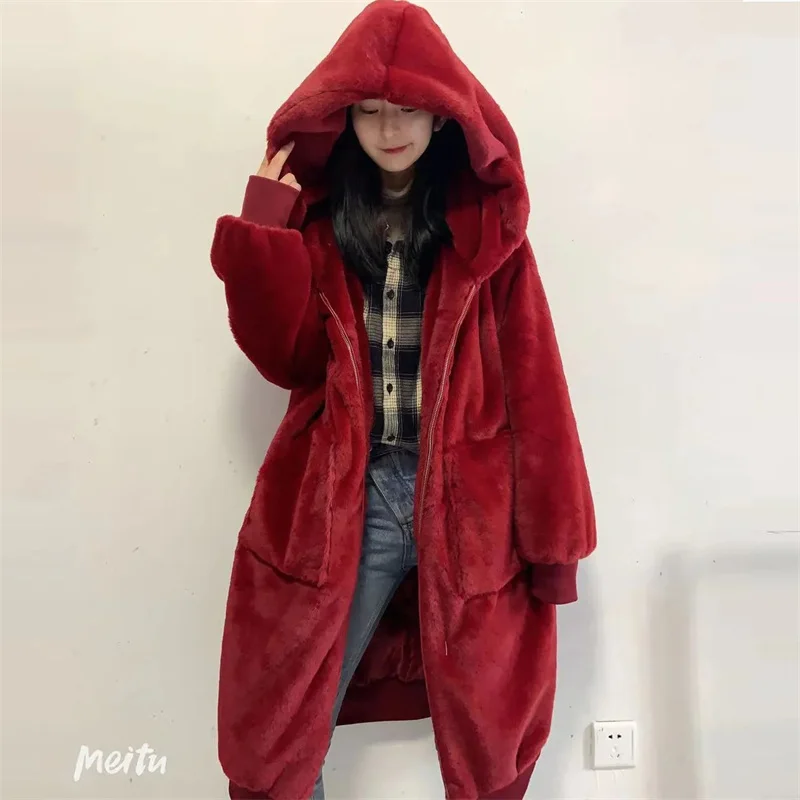 Plush Medium Length Coat Over the Knee Autumn and Winter 2024 New Loose Thickened Loose Women's Coat Mom Solid Color Commuting