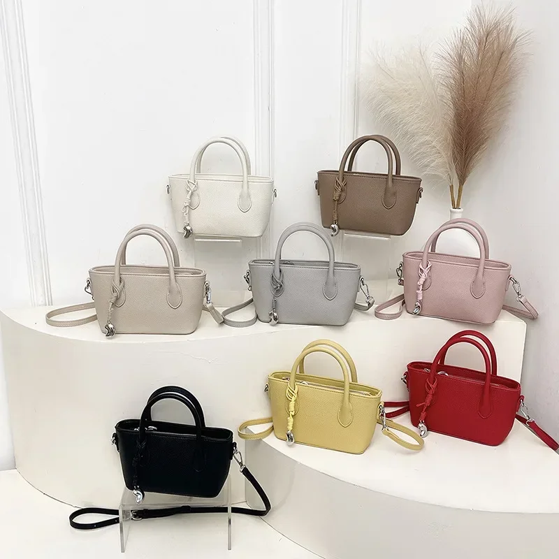 

Women's Fashion Woven Tote Bag - Stylish Lychee Print Crossbody Purse, Elegant Shoulder Handbag for Casual Outings.