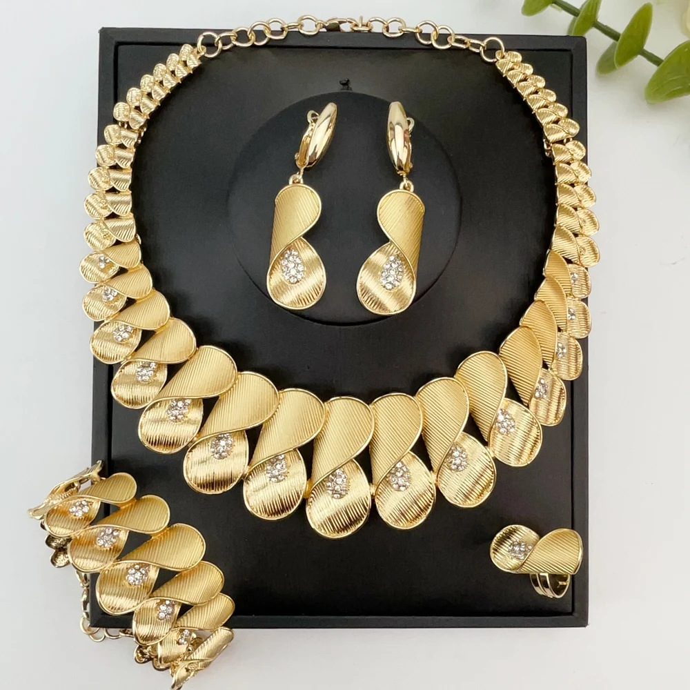 Thumbnail 3 - #54 Best Statement Jewelry Sets to Buy In 2026