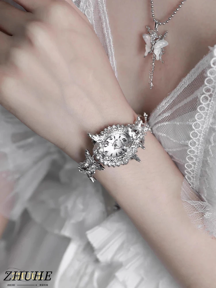 

The New Butterfly Bracelet Of 2025 Features A Niche Design, A High-end, Sweet And Cool Feel, And Is Perfect For Women