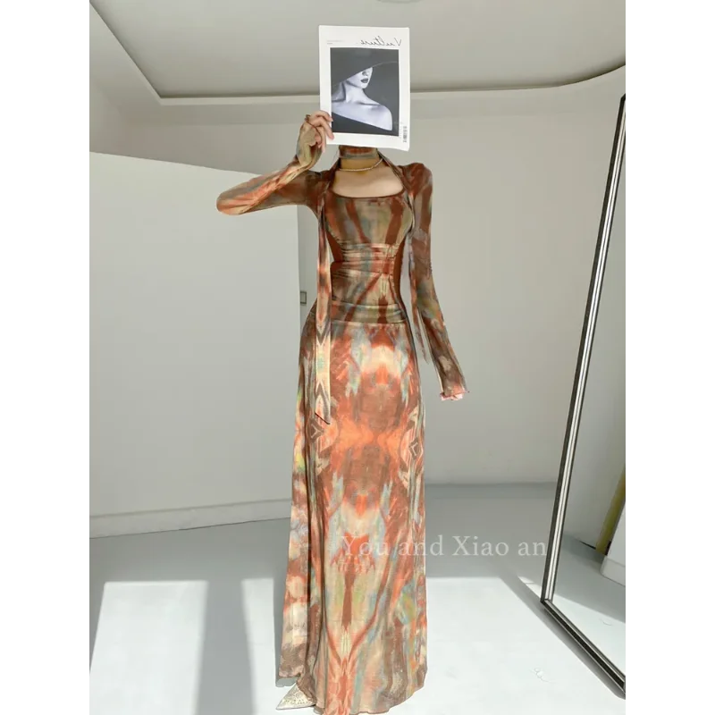 فستان شبكي بأكمام طويلة على طراز الرسم الزيتي الفرنسي للنساء مع فستان طويل للعطلات بخصر نحيف