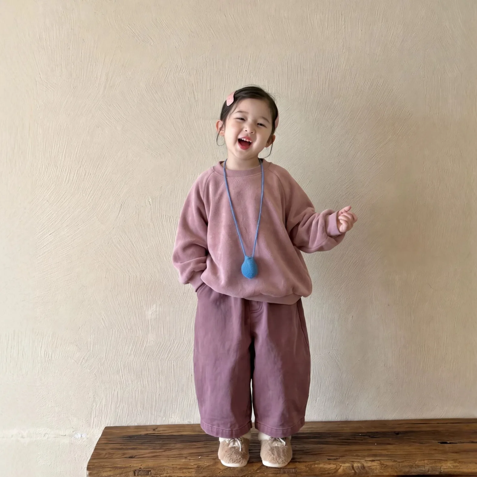 Girls' Suit 2026 Autumn and Winter New Children's Wear Korean Style Girl Baby Casual Plush Hoodie Loose Pants Two-piece Set