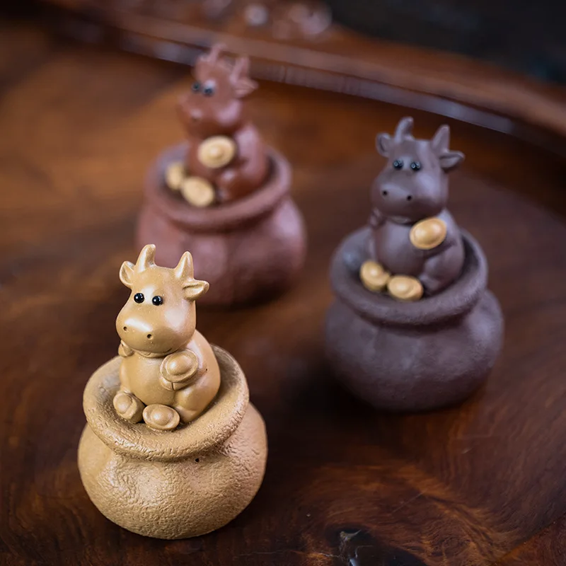 Yixing Zisha Tea Pet Ox Figurine Twelve Zodiac Yuanbao Cartoon Baggy Ox Sculpture Tea Set Accessories Suitable for Breeding