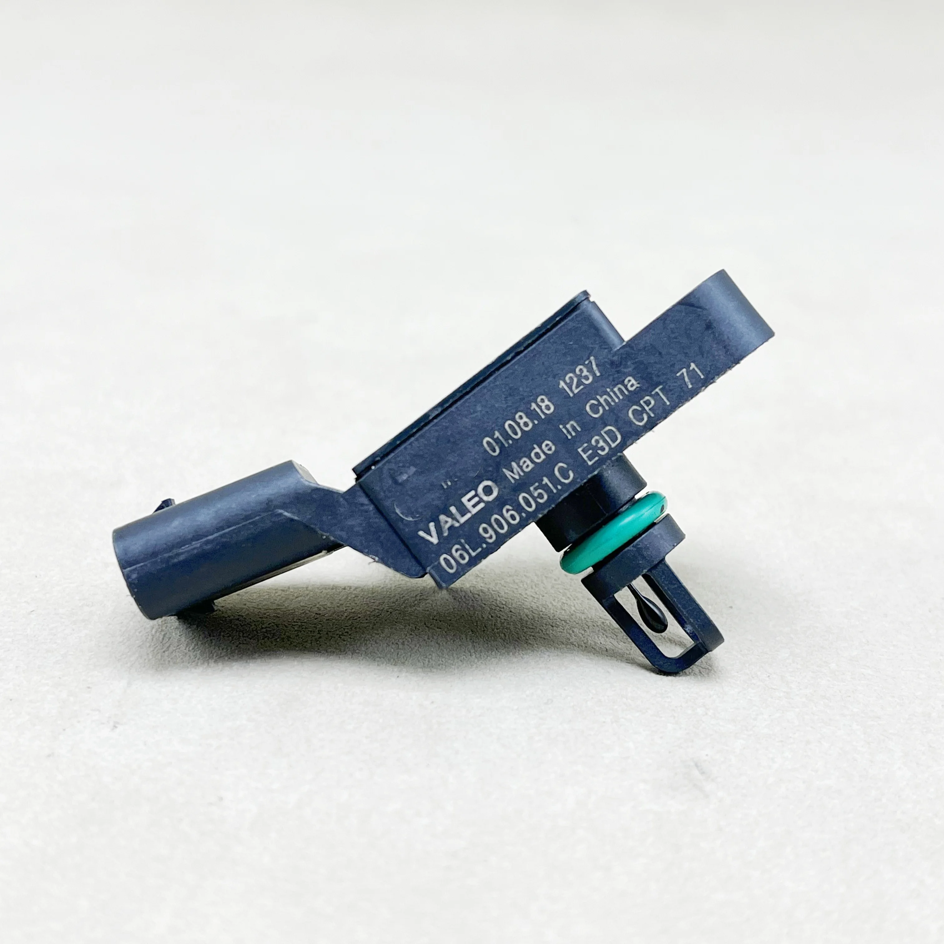 

06L906051C Intake Manifold Air Pressure Sensor Fit For VW Beetle Golf GTI Jetta GLI Passat Teramont Tiguan L Audi Q5 RSQ3