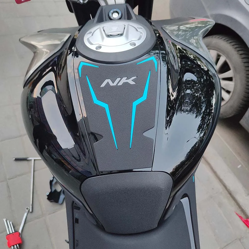 Рисунок 2 - Наклейки противоскользящие для