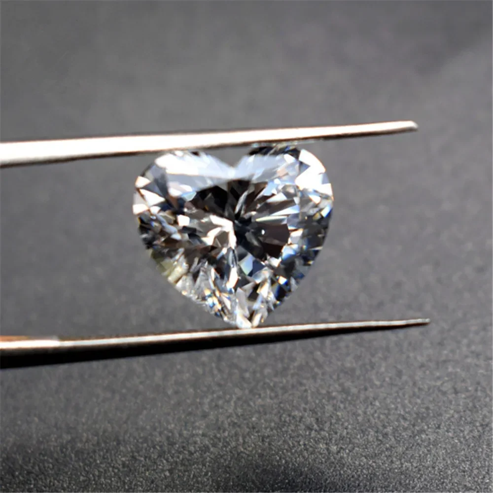 Grade AAA Cubic Zirconia Heart Shape Faceted Gemstone Flat Heart Shaped Cut Cubic Zirconia 11x12mm/12x13mm
