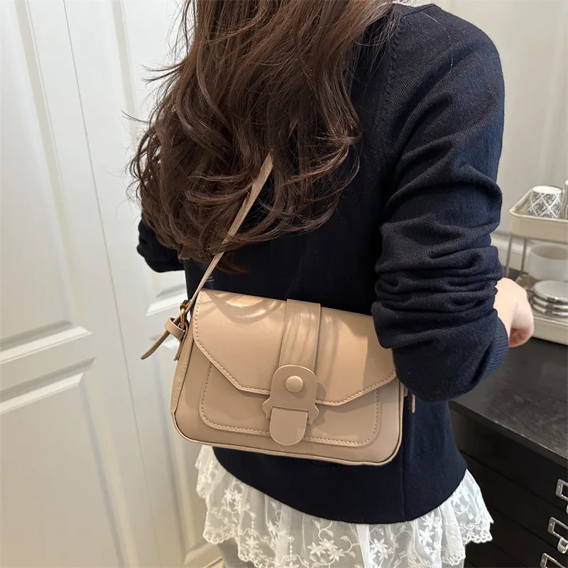 

2025 Autumn Women's Shoulder Bag, Genuine Leather Multi-way Crossbody Purse, Minimalist Casual Bag for Work & Daily Use​